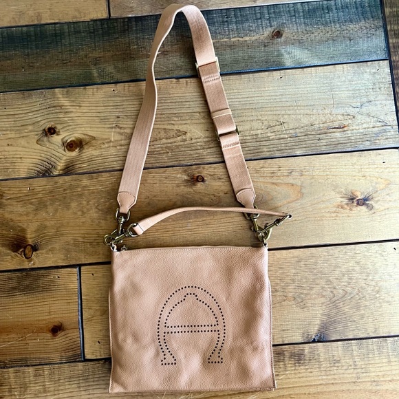 etienne aigner leather crossbody - biscuit - Picture 1 of 13